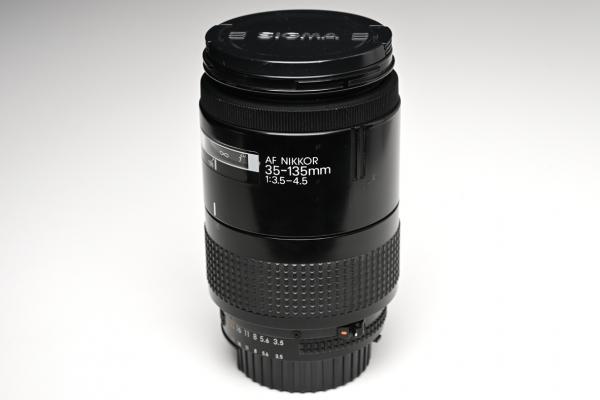 Nikon 35-135mm 3,5-4,5 FX Nikon F-Mount  -Gebrauchtartikel-